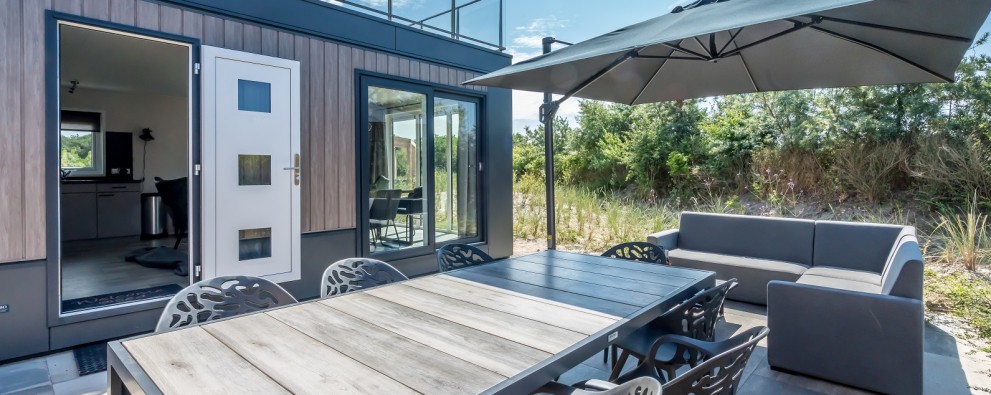 Zeelodge terras verkleind.jpg