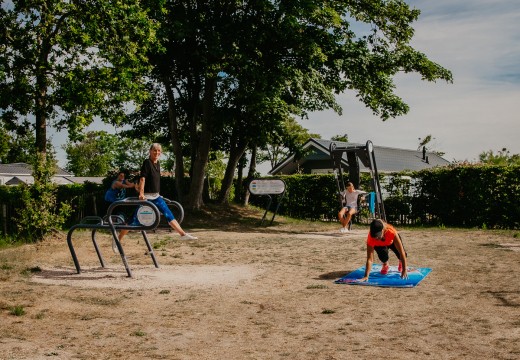 Outdoor fitness Julianahoeve 2022 (2).jpg