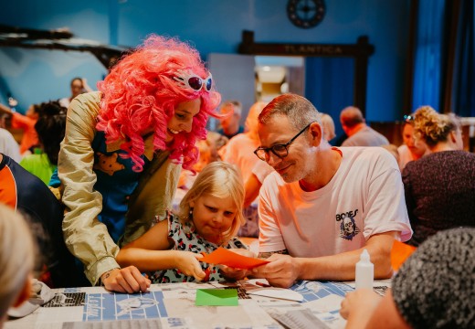 Knutselclub theater Julianahoeve 2022.jpg